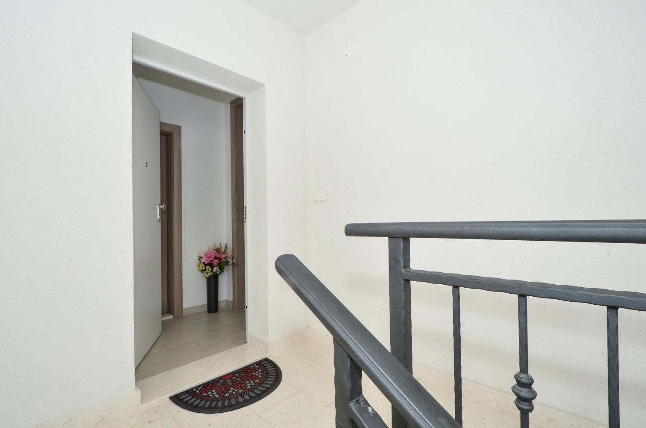 Apartman "Mary" Трогір Екстер'єр фото